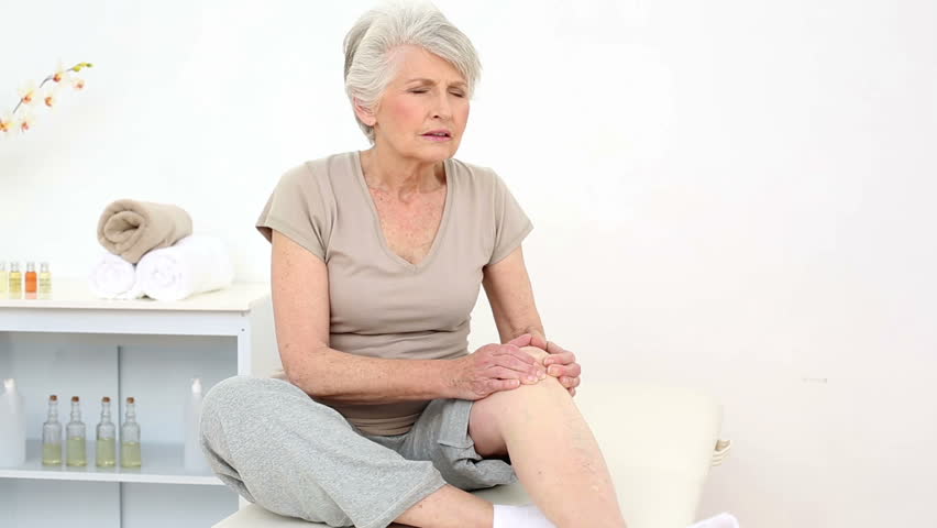 Adulto mayor con dolor de rodilla con sospecha de gonartrosis 